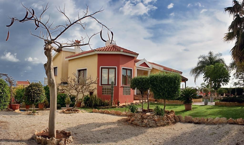 Villa Lp بييا الغرفة الصورة